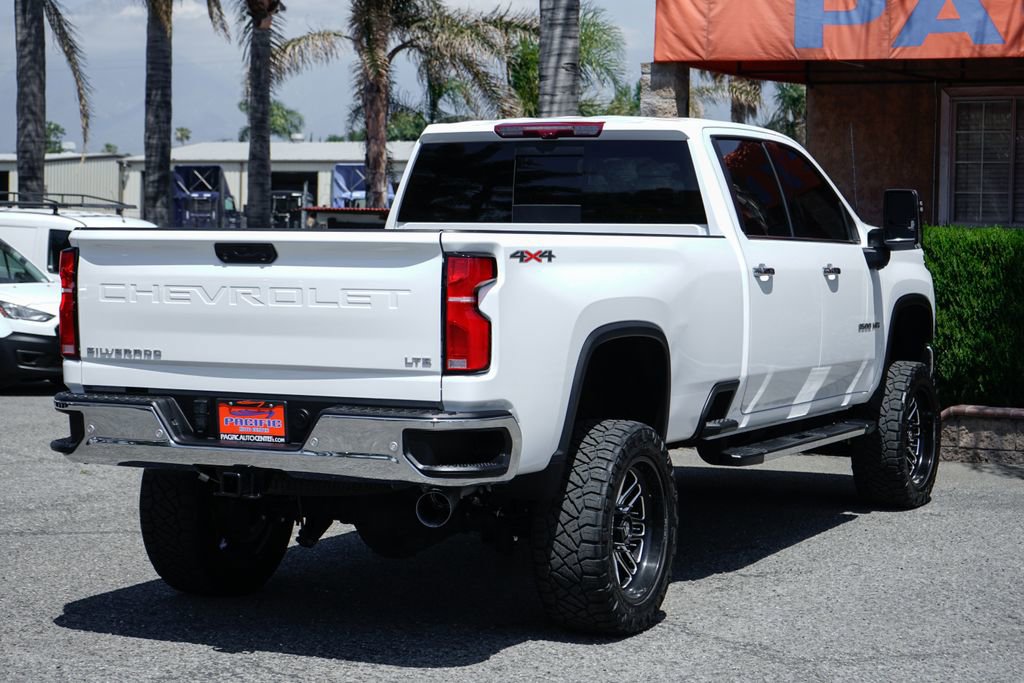 Used 2024 Chevrolet Silverado 3500 LTZ w/ LTZ Convenience Package AWD/4WD image 10