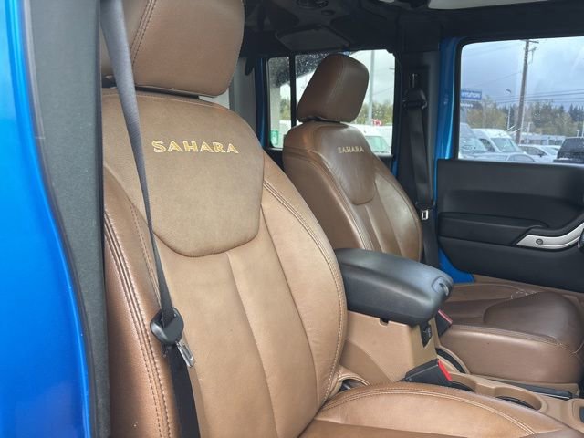 Used 2015 Jeep Wrangler Unlimited Sahara w/ Connectivity Group image 10