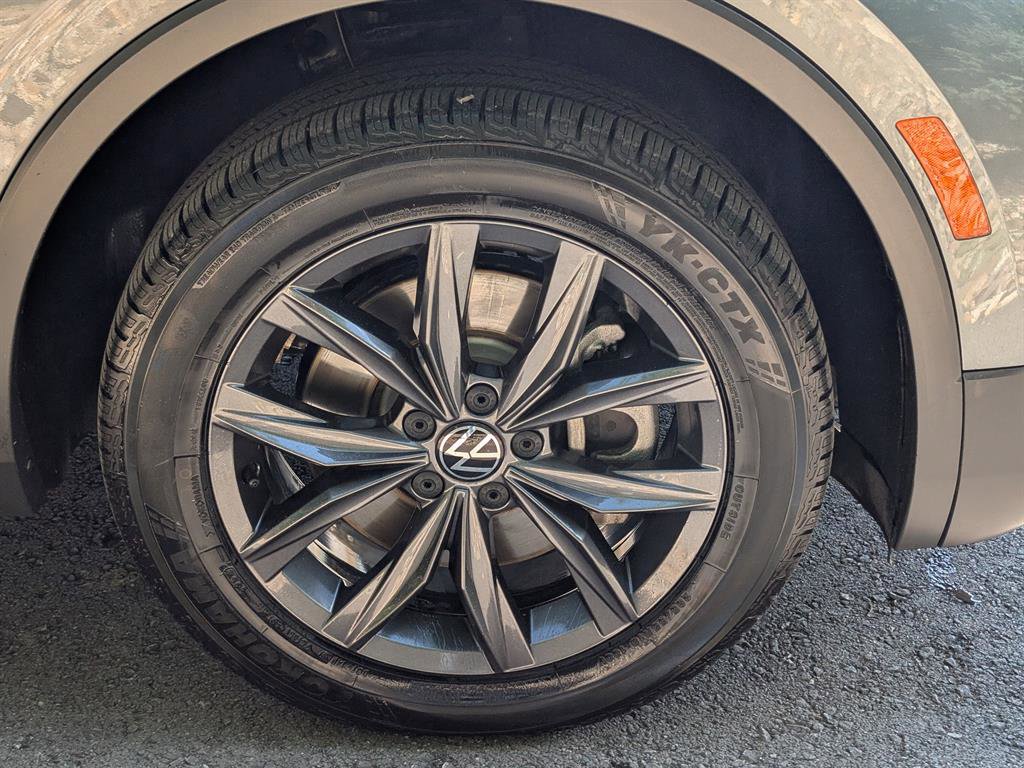 Used 2022 Volkswagen Tiguan SE image 7