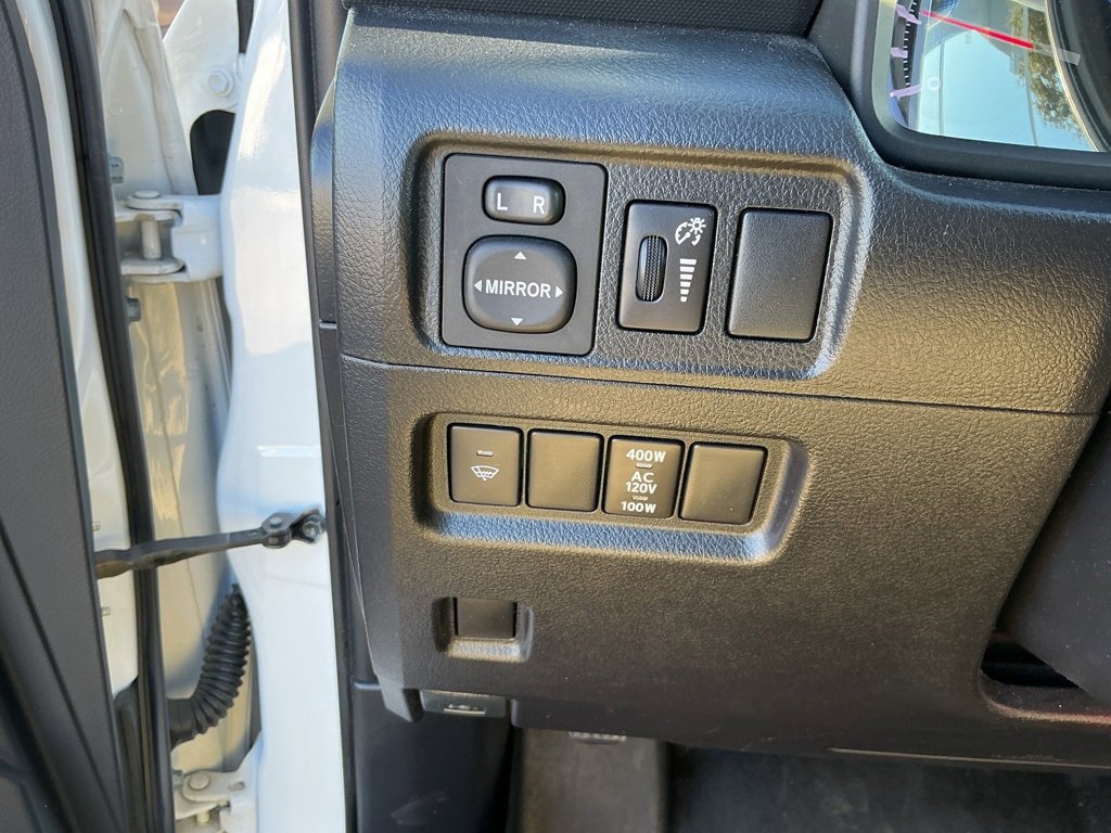 Used 2016 Toyota 4Runner SR5 image 19