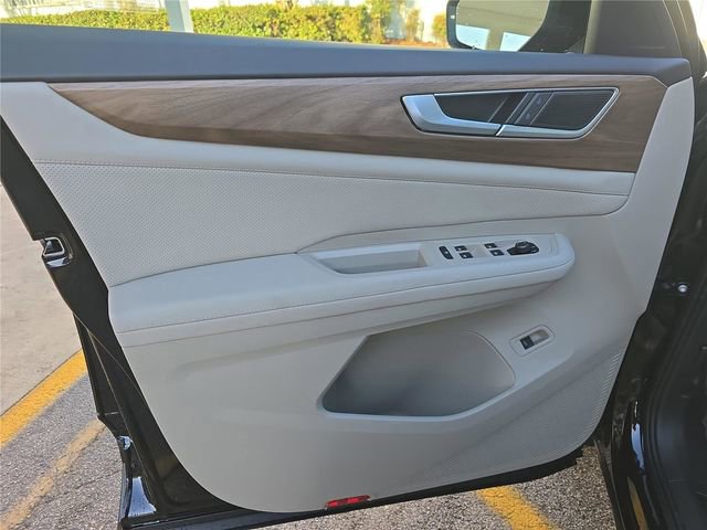 New 2026 Volkswagen Atlas SE image 13