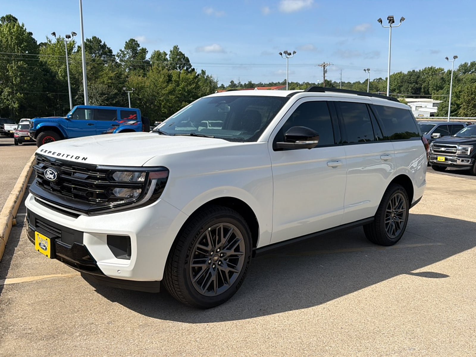 New 2027 Ford Expedition Platinum w/ Stealth Appearance Package AWD/4WD image 27