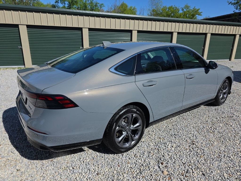 Used 2025 Honda Accord EX-L image 5