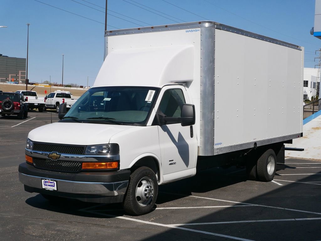 New 2025 Chevrolet Express 4500 Extended w/ Power Convenience Package image 9