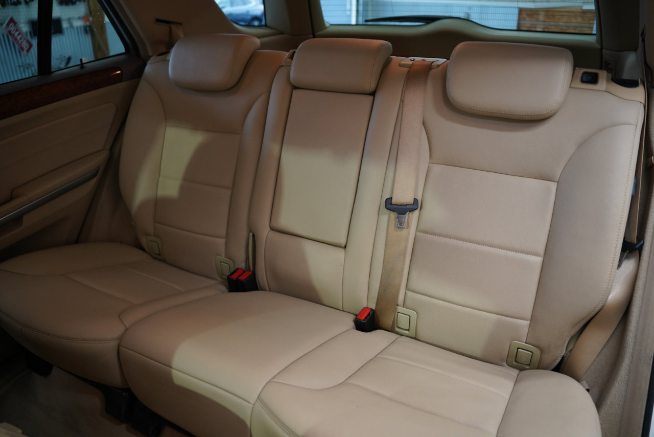 Used 2009 Mercedes-Benz ML 350 4MATIC image 32