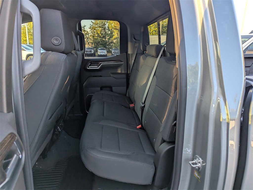 New 2026 GMC Sierra 1500 SLE w/ X31 Off-Road Package image 12