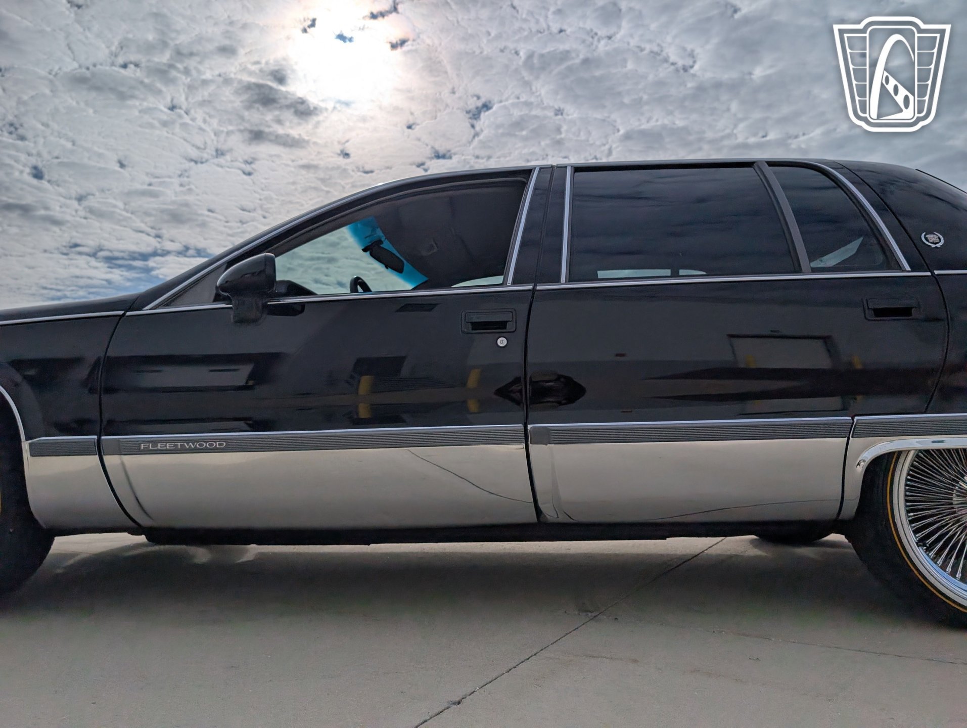 Used 1994 Cadillac Fleetwood Brougham image 31