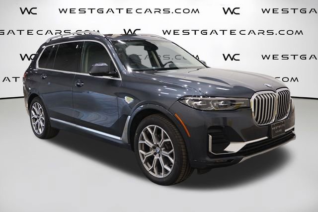 Used 2021 BMW X7 xDrive40i w/ Cold Weather Package image 2