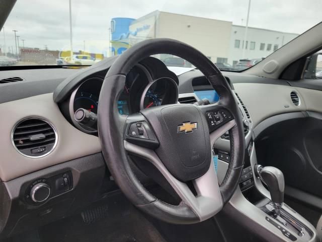 Used 2013 Chevrolet Cruze LT image 18