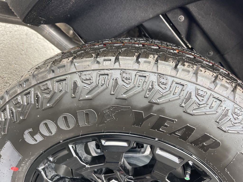 New 2026 GMC Canyon Elevation image 34