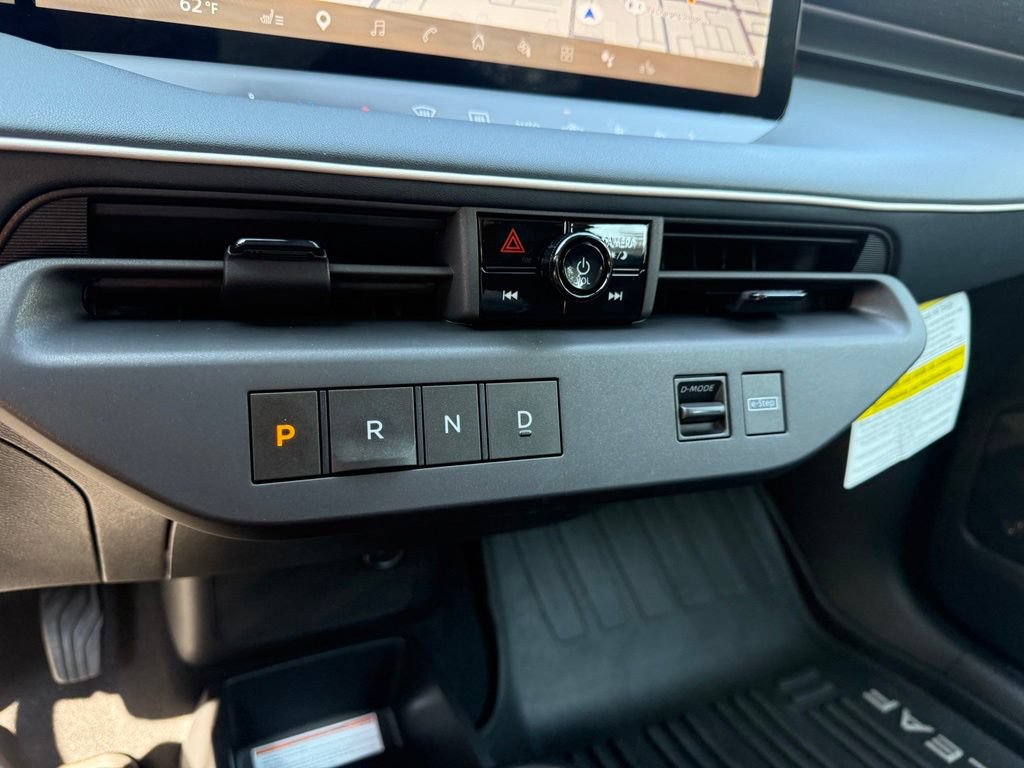 New 2026 Nissan Leaf SV Plus w/ Floor Mat Package (SV+) FWD image 17