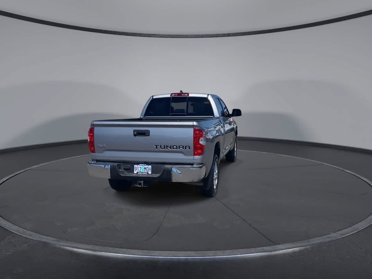 Used 2021 Toyota Tundra SR5 w/ SR5 Upgrade Package AWD/4WD image 9