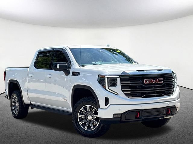 Used 2024 GMC Sierra 1500 AT4 w/ Technology Package AWD/4WD image 2