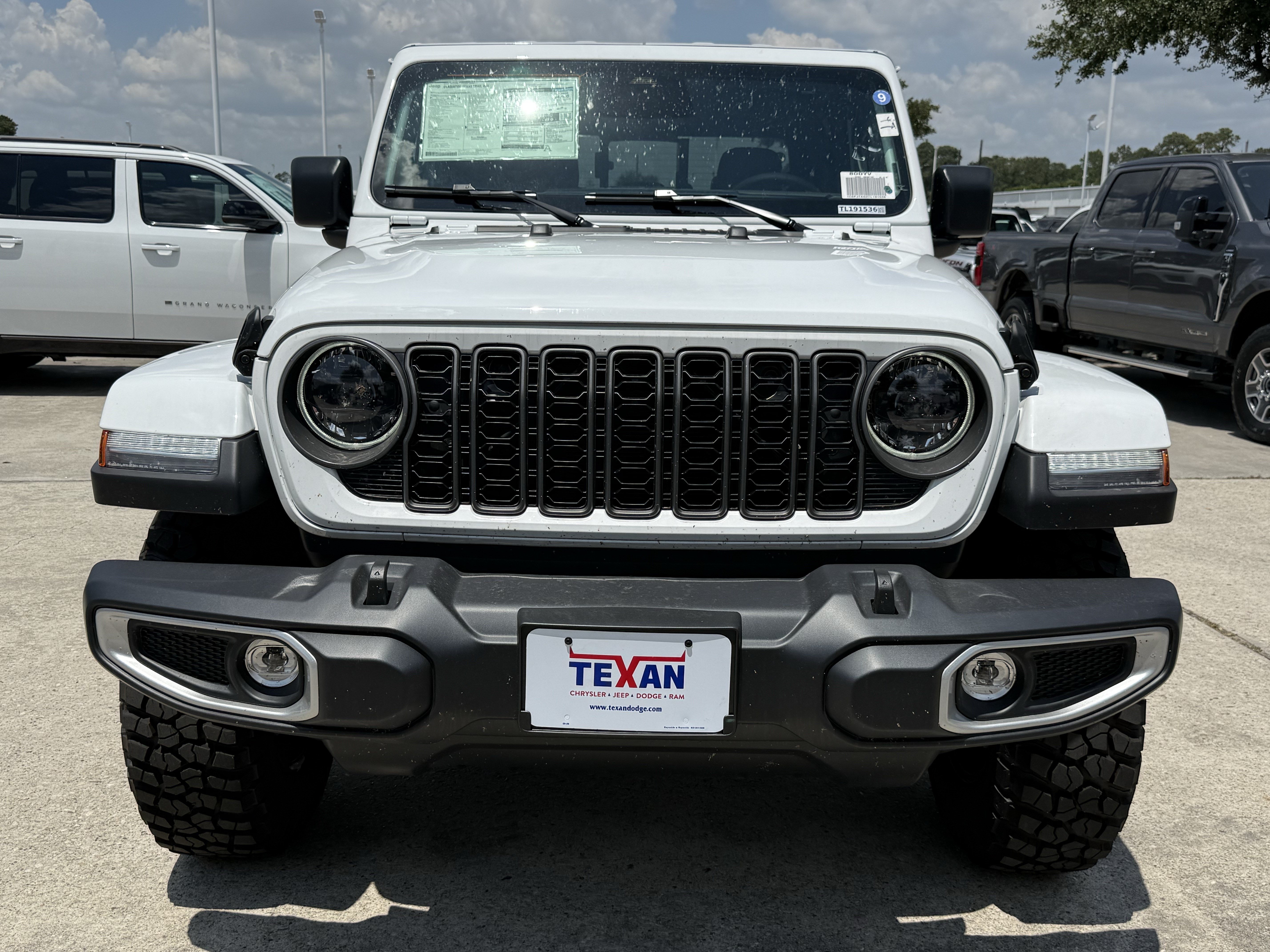 New 2026 Jeep Gladiator Sport AWD/4WD image 7