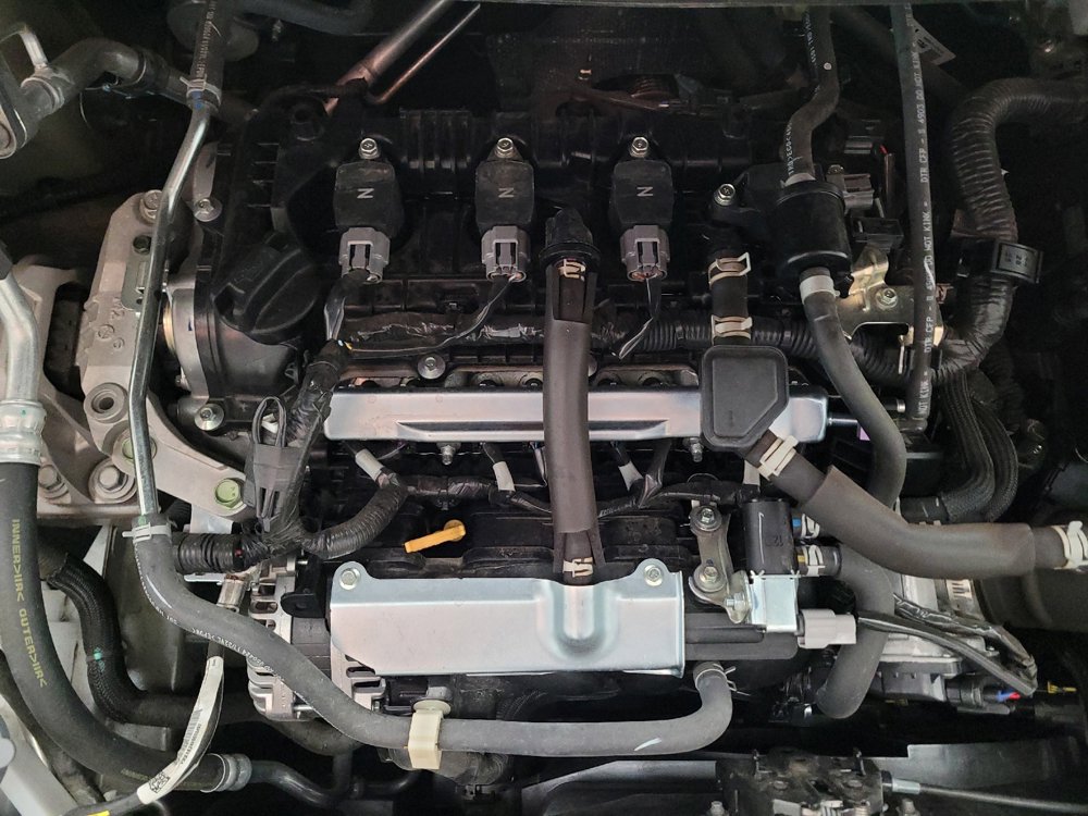 Used 2025 Nissan Versa S image 30