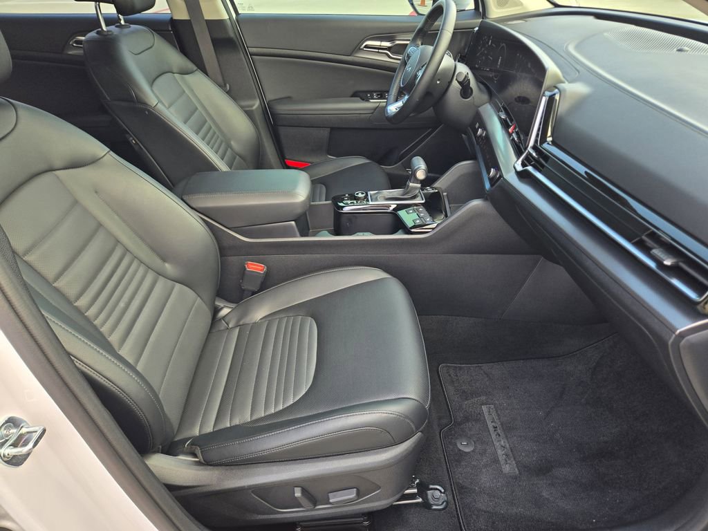 Used 2024 Kia Sportage SX image 17