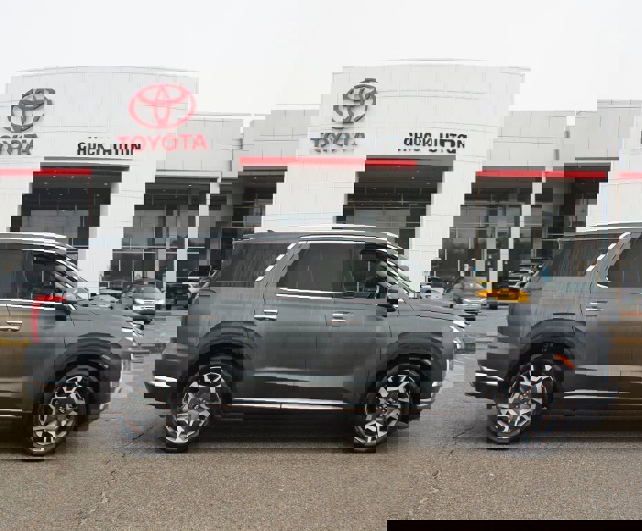 Used 2023 Hyundai Palisade Limited image 1
