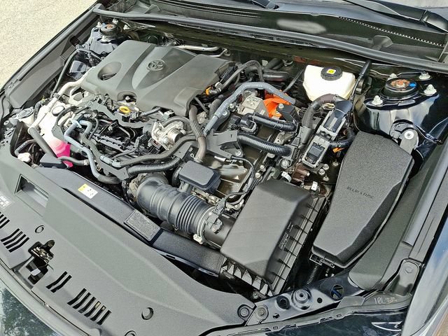 Used 2025 Toyota Camry SE FWD image 27