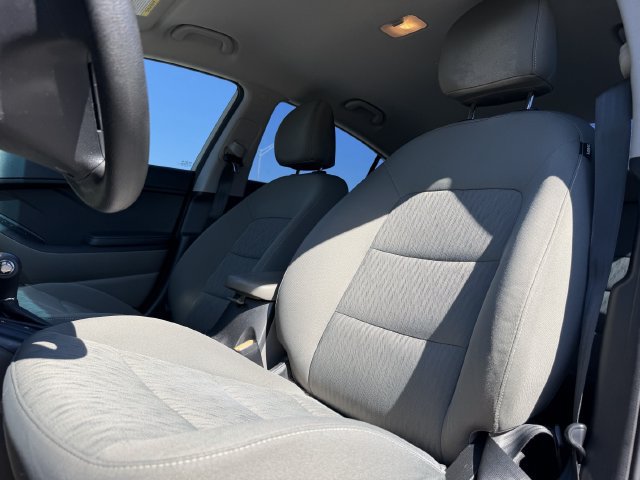 Used 2015 Kia Forte LX FWD image 12