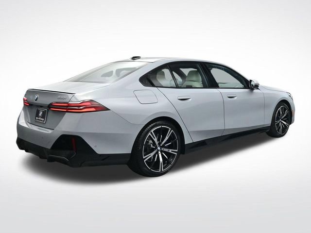 New 2026 BMW 530i xDrive w/ M Sport Package image 4