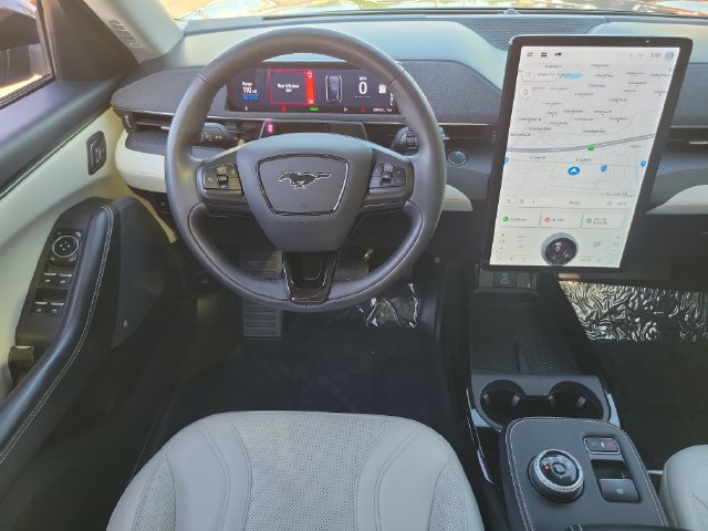 Certified 2023 Ford Mustang Mach-E Premium RWD image 4