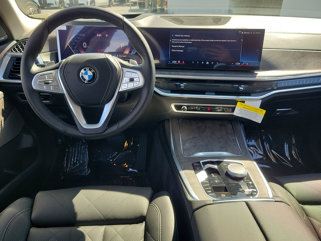 Used 2026 BMW X7 xDrive40i AWD/4WD image 11