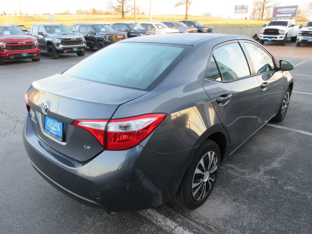 Used 2016 Toyota Corolla LE image 5