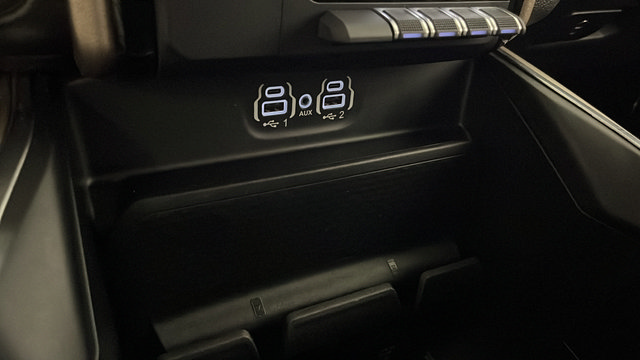 Used 2022 RAM 1500 Laramie AWD/4WD image 28
