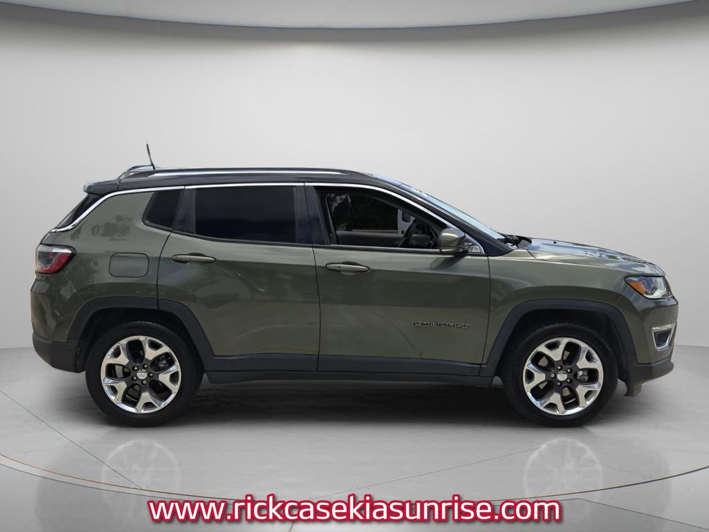 Used 2018 Jeep Compass Limited w/ Navigation Group image 4