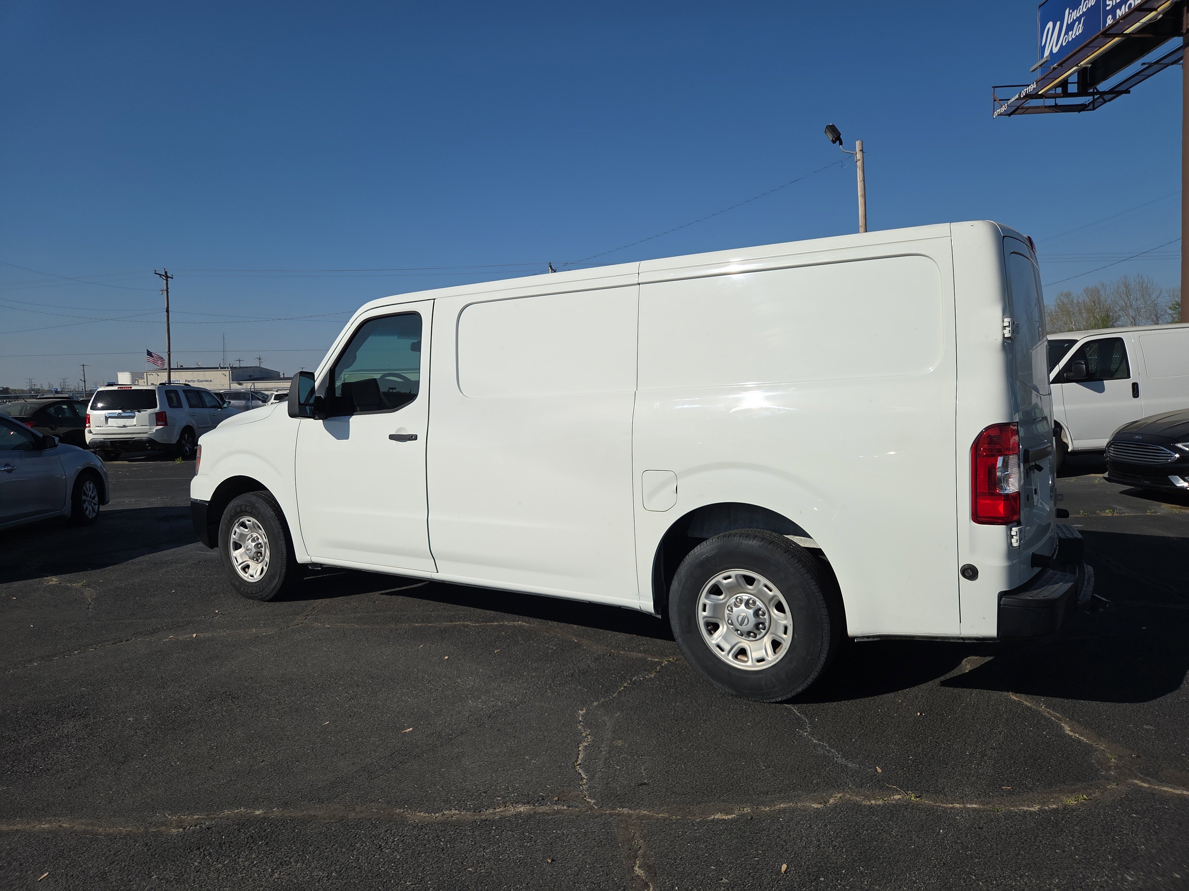 Used 2017 Nissan NV 1500 SV w/ Back Door Glass Package image 3