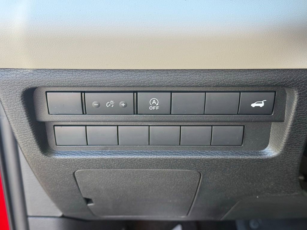 New 2026 Mitsubishi Outlander SEL image 9
