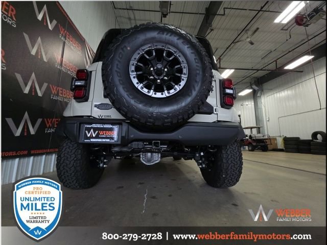 New 2025 Ford Bronco Raptor image 12