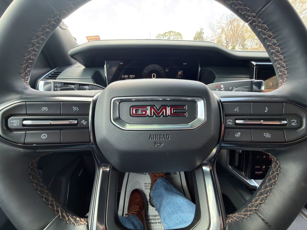 Certified 2025 GMC Acadia AT4 AWD/4WD image 29