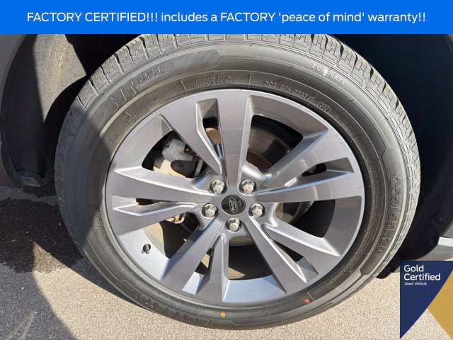 Used 2023 Ford Explorer XLT AWD/4WD image 6