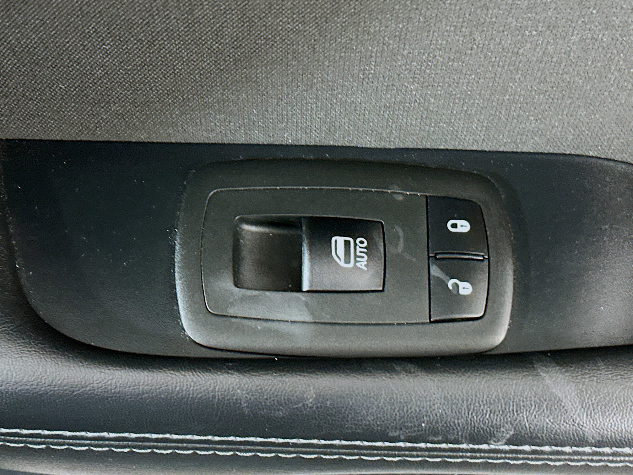 Used 2019 Dodge Challenger R/T image 27