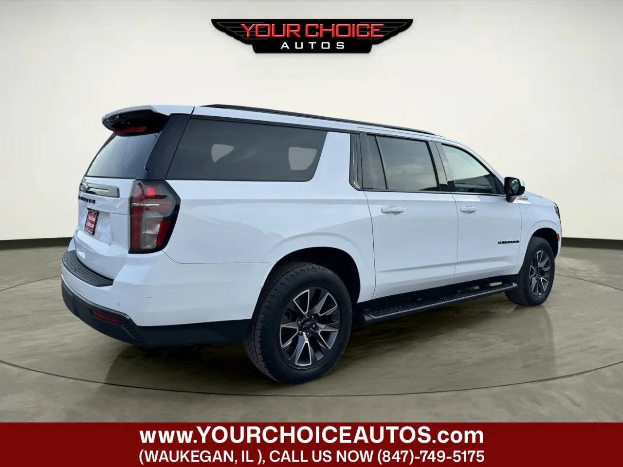 Used 2022 Chevrolet Suburban Z71 AWD/4WD image 6