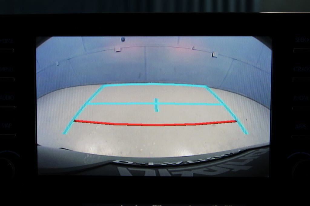 Used 2023 Toyota Sienna XSE image 19