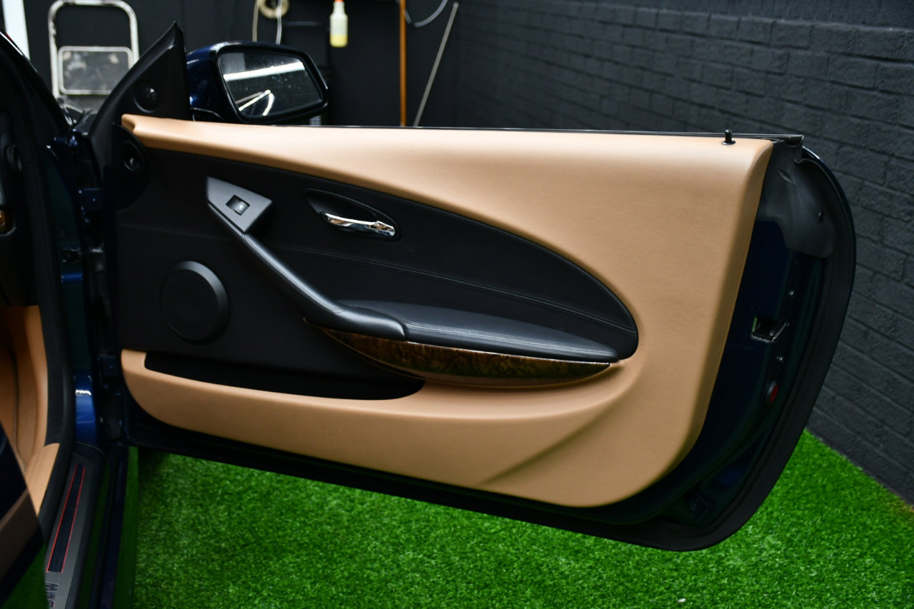 Used 2010 BMW 650i Convertible image 26