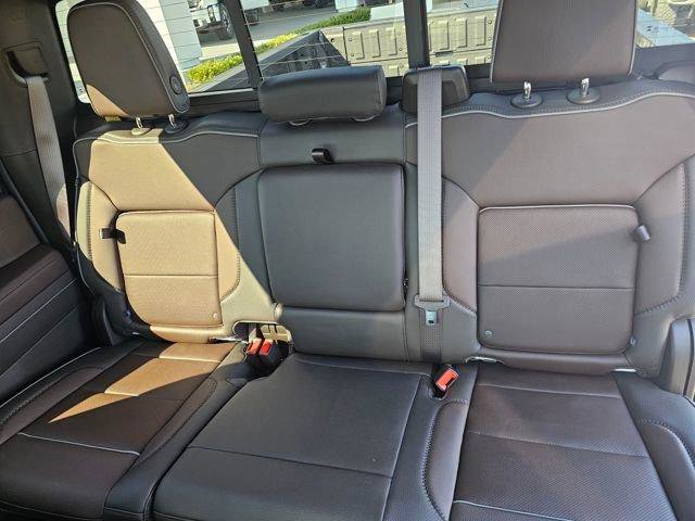 New 2026 GMC Sierra 2500 Denali w/ Denali Reserve Package image 19