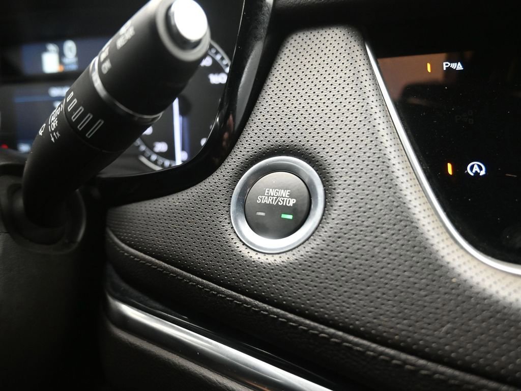 Used 2024 Cadillac XT5 Premium Luxury image 10