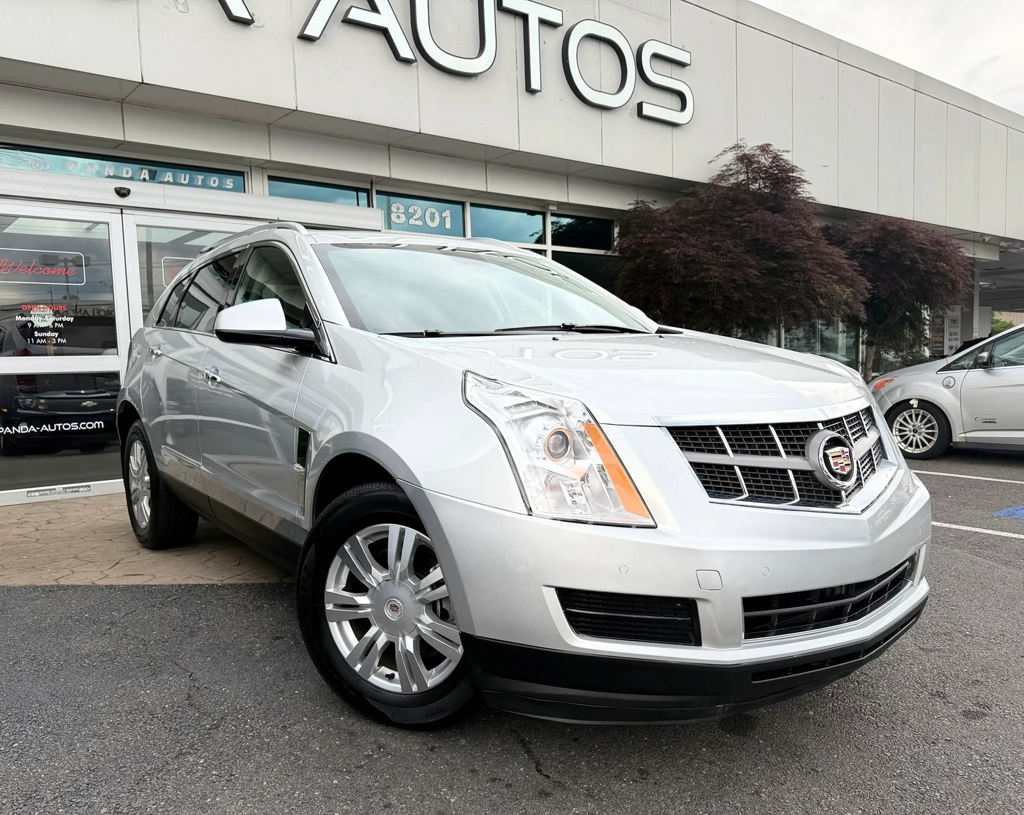 Used 2012 Cadillac SRX Luxury AWD/4WD image 1