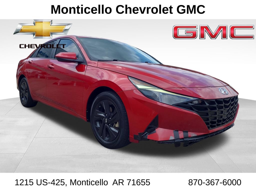 Used 2022 Hyundai Elantra SEL w/ Preferred Accessory Package FWD image 1