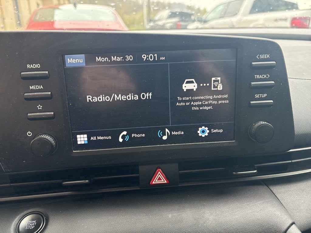 Used 2025 Hyundai Elantra Sport FWD image 10