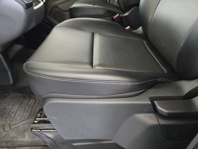 New 2026 Ford Transit 250 148 Medium Roof RWD image 18
