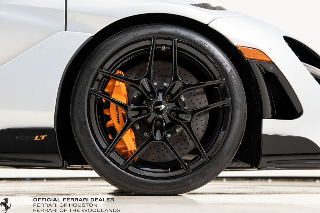 Used 2022 McLaren 765LT RWD image 22