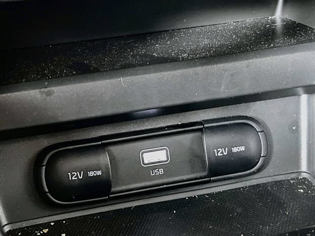 Used 2025 Kia Soul LX FWD image 19