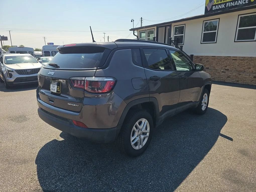 Used 2018 Jeep Compass Sport AWD/4WD image 7