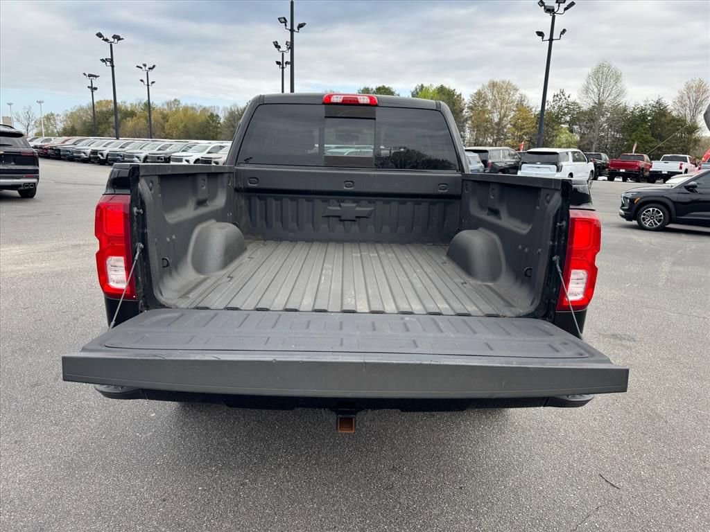 Used 2018 Chevrolet Silverado 1500 LTZ Z71 w/ LTZ Plus Package AWD/4WD image 9