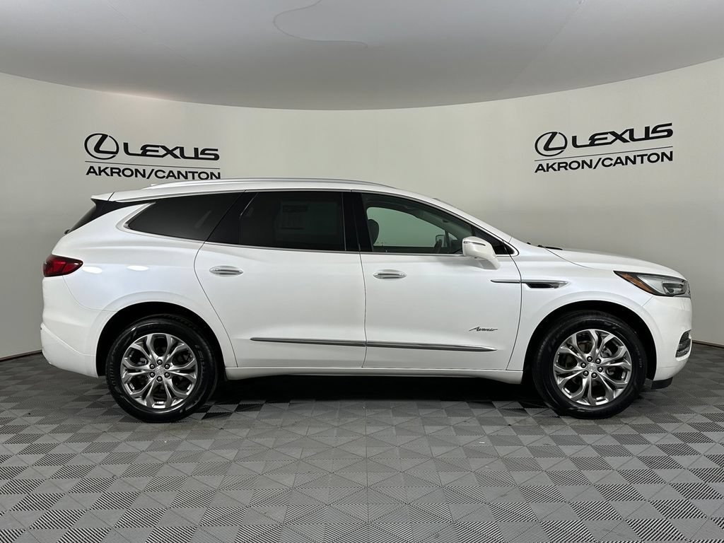 Used 2020 Buick Enclave Avenir w/ Avenir Technology Package FWD image 6