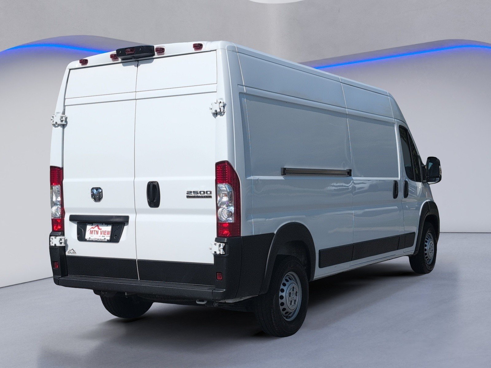 Used 2025 RAM ProMaster 2500 w/ Convenience Group FWD image 7